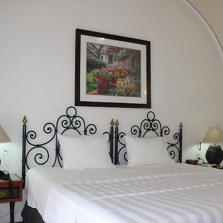 Hotel Concierge Plaza 科利马 外观 照片