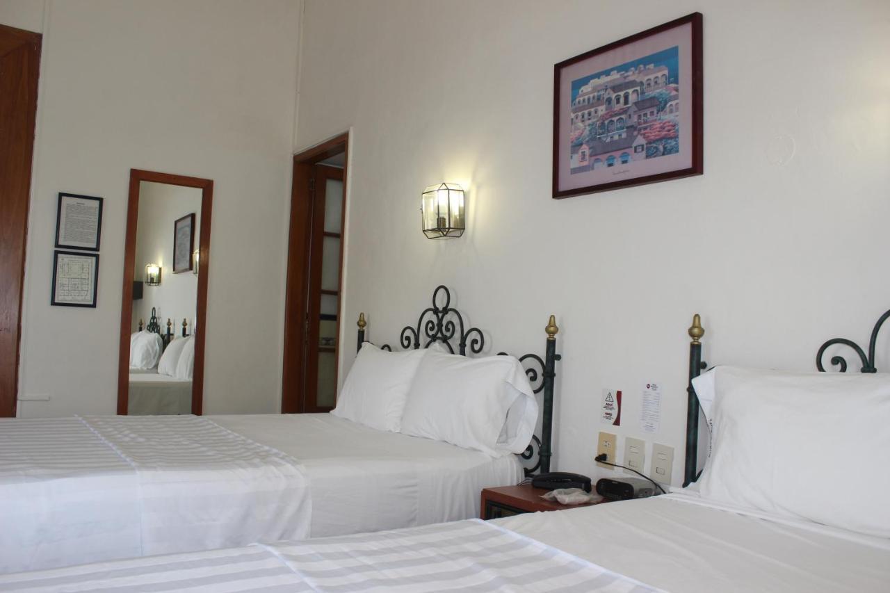 Hotel Concierge Plaza 科利马 外观 照片