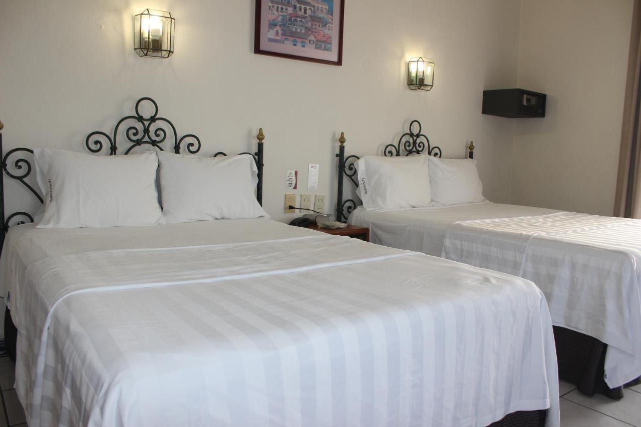 Hotel Concierge Plaza 科利马 外观 照片