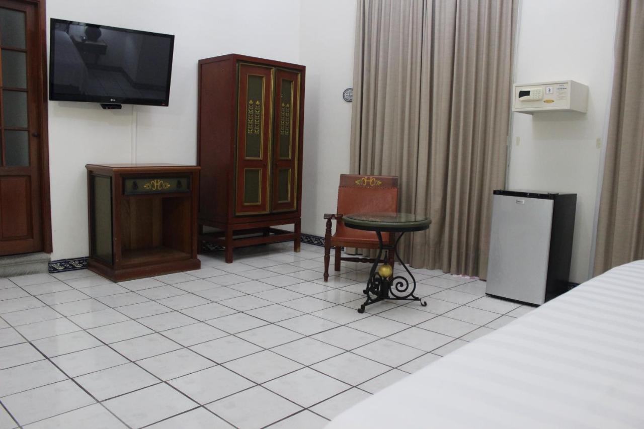 Hotel Concierge Plaza 科利马 外观 照片