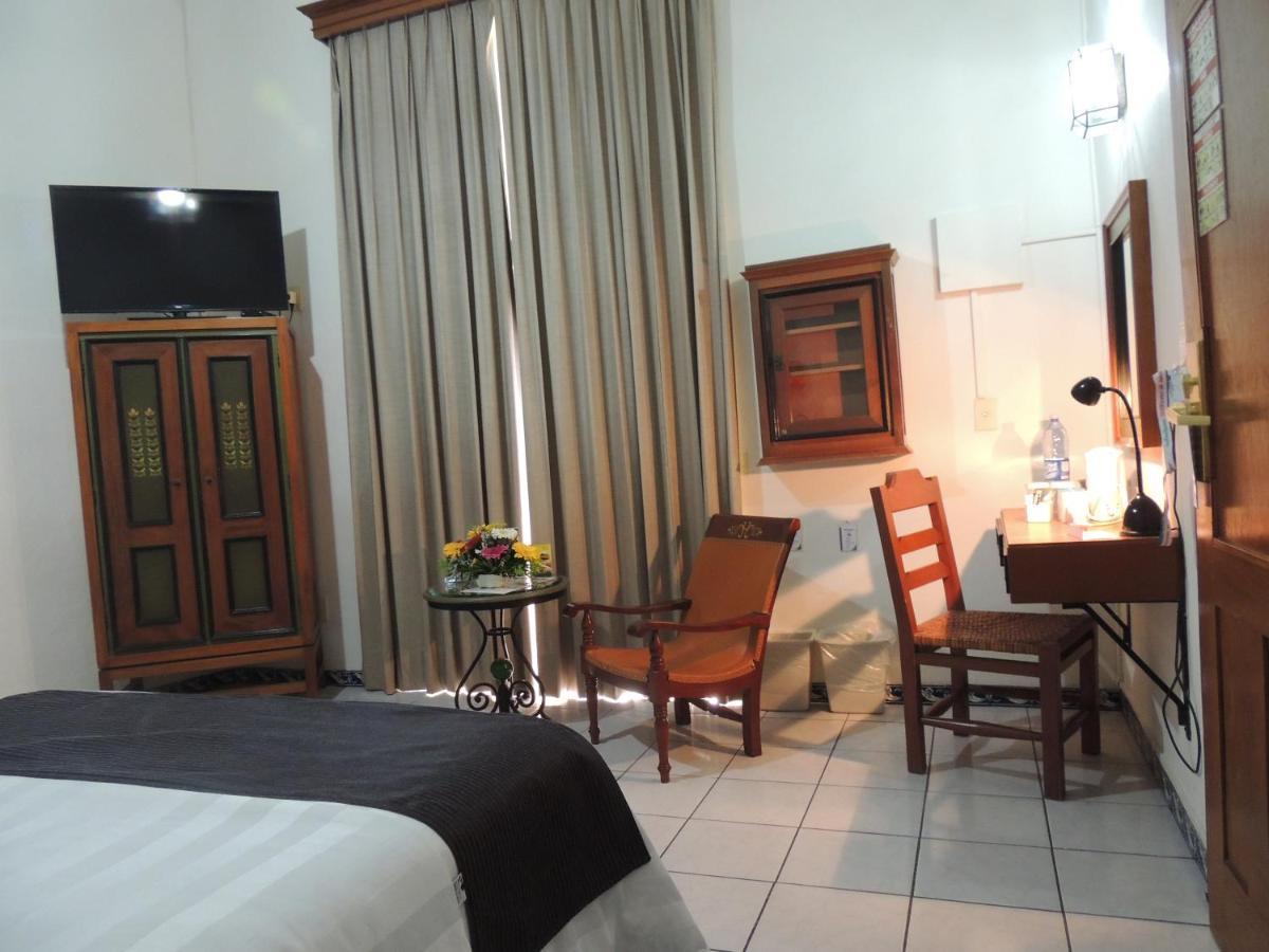 Hotel Concierge Plaza 科利马 外观 照片